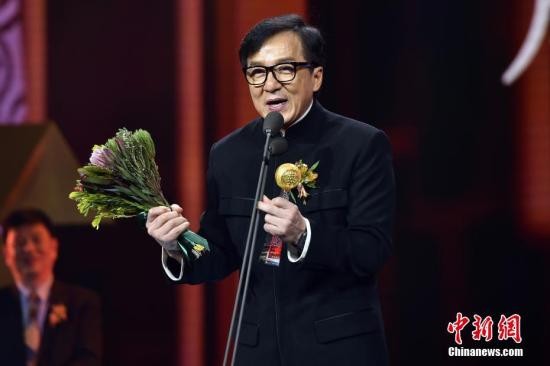 D <a target='_blank'  data-cke-saved-  ><p  align=