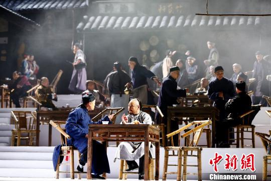 川版《茶館》北京登臺 富田 攝