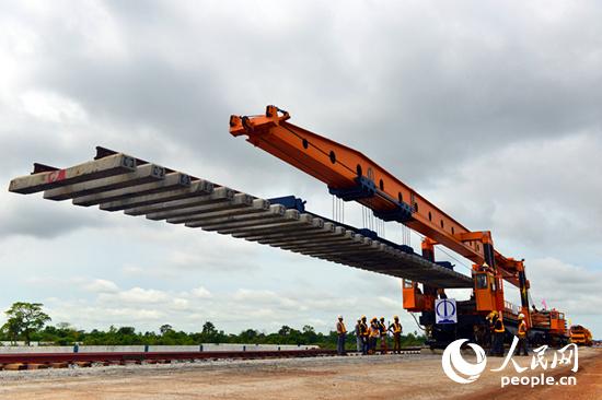 8�����������������F·�_ʼ�܉�������ܔz