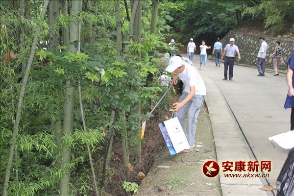 ��ʰ��ɫ��������������h(hu��n)��  �� ����  �z��.JPG