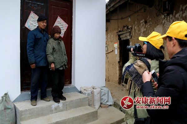 �@һ��(du��)��D�����ӳ��������(w��)���������pĿʧ����ʮ���꣬�ɷ�ʼ�K���x���������˺������Տ���Ӱ�����s��ʮ����ɽ·�����(d��ng)�F(xi��n)��(ch��ng)��.